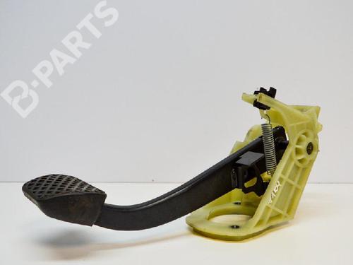Used Break pedal BMW 1 (F20) M 135 i (320 hp) 6496027
