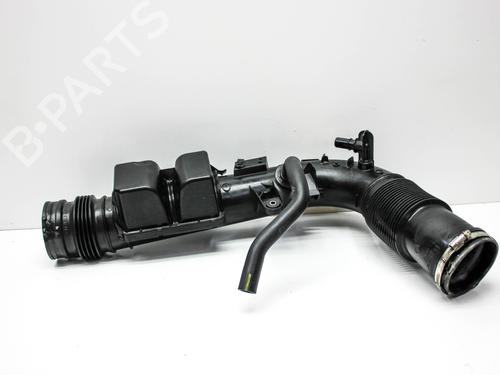 Used Pipe VOLVO V60 II Cross Country (227) T5 AWD (250 hp) 28822777