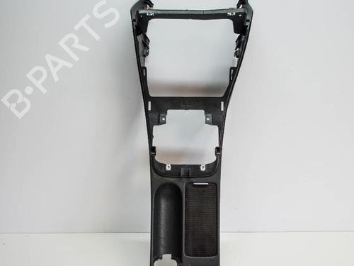 Used Middle console VW GOLF PLUS V (5M1, 521) 1.9 TDI (105 hp) 14688551