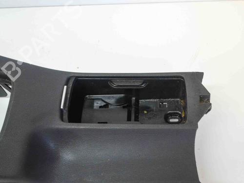 Middle console VW GOLF V Variant (1K5) 1.9 TDI | BP14670457I22