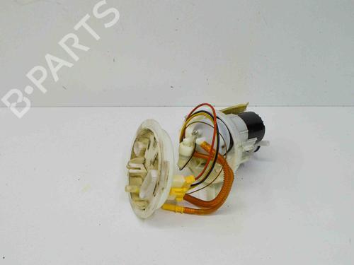 Używane Pompa paliwa AUDI A4 B9 (8W2, 8WC) 2.0 TFSI quattro (252 hp) 13030123