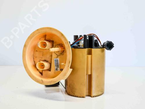 Used Fuel pump BMW 1 (E87) 120 d (163 hp) 8852738