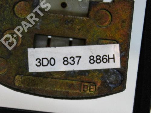 Høyre bak utvendig håndtak VW PHAETON (3D1, 3D2, 3D3, 3D4, 3D6, 3D7, 3D8, 3D9) 3.0 V6 TDI 4motion | BP10674568C130 