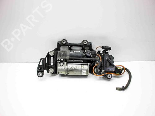 Used Suspension compressor AUDI A8 D4 (4H2, 4H8, 4HC, 4HL) 4.2 FSI quattro (371 hp) 29593085