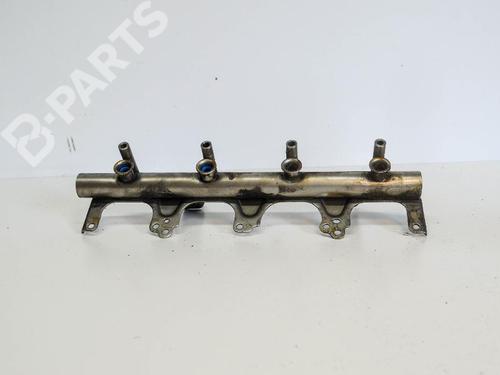 Injection rail AUDI A4 B7 Avant (8ED) 2.0 TFSI (170 hp) 06F133317G