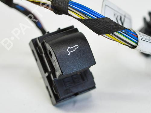 Switch BMW X3 (F25) sDrive 18 d | BP12323648I30 