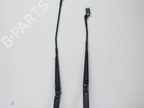 Used Front windshield wiper arm Front windshield wiper arm 14670399 14670399