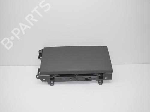 Handskerum LAND ROVER RANGE ROVER SPORT III (L461) P440e PHEV AWD (441 hp) 31314450