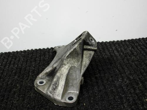 Support BMW 5 (F10) 530 i | BP26513738C155 