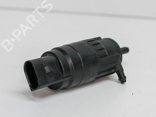 Used Washer pump VW JETTA VII Saloon (BU3, BU4) 1.4 TSI (150 hp) 28820251