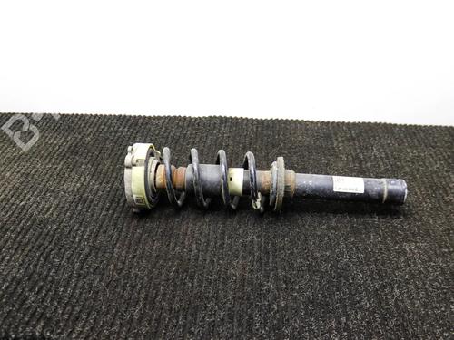 Høyre foran støtdemper AUDI A4 B9 (8W2, 8WC) 2.0 TFSI (252 hp) 32378086