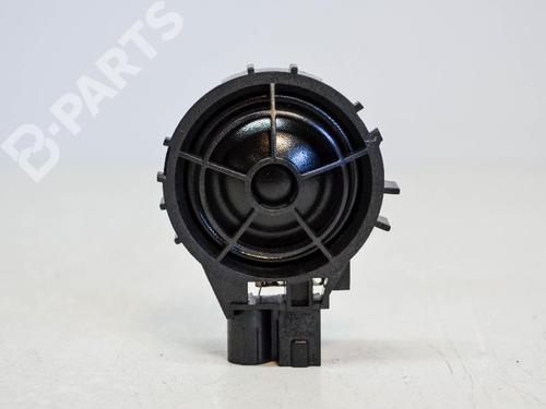 Used Speaker AUDI A3 Sportback (8VA, 8VF) 1.6 TDI (110 hp) 6495591