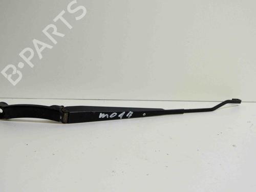 Used Front windshield wiper arm MITSUBISHI OUTLANDER II (CW_W) 2.0 DI-D (CW8W) (140 hp) 14674520