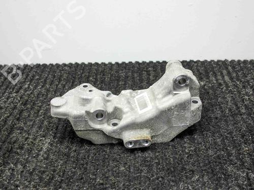 Used Support VOLVO V60 II Cross Country (227) T5 AWD (250 hp) 28822713