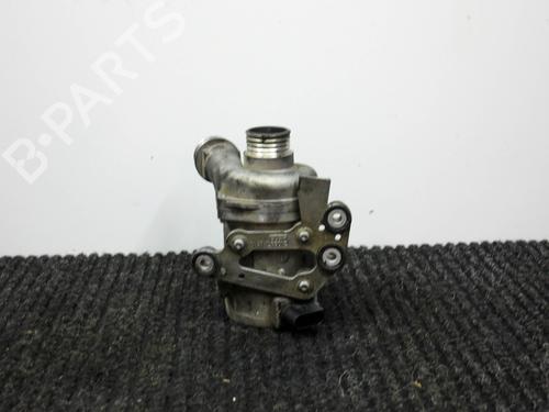 Used Auxiliary water pump BMW 5 (F10) 530 i (258 hp) 26513731