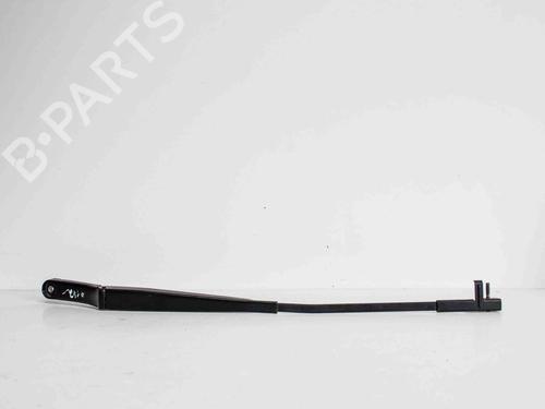 Used Front windshield wiper arm VW TOURAN (1T1, 1T2) 2.0 TDI 16V (140 hp) 14687577