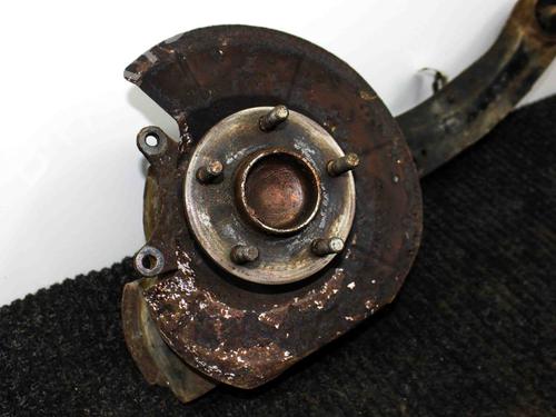 Right rear steering knuckle VOLVO C30 (533) 2.0 D | BP26512799M28