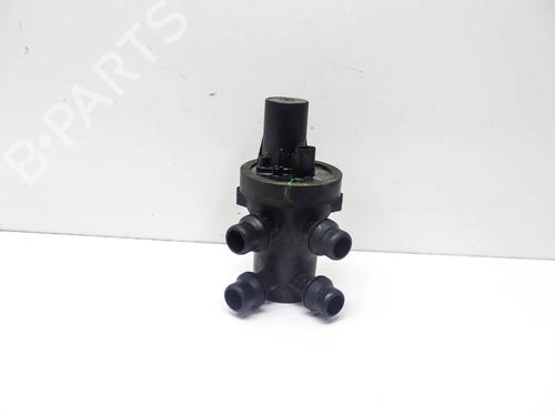 Used Auxiliary water pump LAND ROVER RANGE ROVER SPORT III (L461) P440e PHEV AWD (441 hp) 31020639