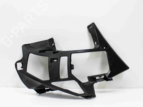 Used Front bumper bracket PEUGEOT 3008 II SUV (MC_, MR_, MJ_, M4_) 1.5 BlueHDi 130 (131 hp) 22847790