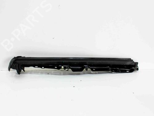 Gummiliste Gummiliste BMW 2 Convertible (F23) 228 i (245 hp) 17713930 17713930