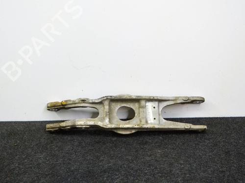 Braccio di sospensione posteriore destra MERCEDES-BENZ C-CLASS T-Model (S205) C 350 e (205.247) (211 hp) 16274038