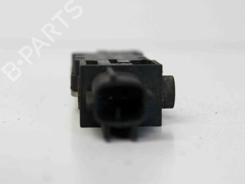 Capteur électronique AUDI A4 B7 (8EC) 1.8 T quattro (163 hp) 8852438