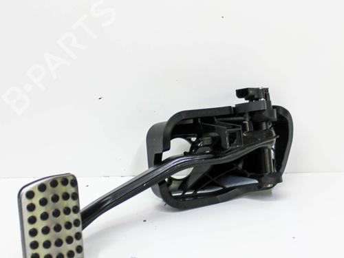 Used Break pedal MERCEDES-BENZ GLC (X253) 350 e 4-matic (253.954) (320 hp) 28821190