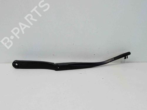 Used Front windshield wiper arm BMW 5 (F10) 530 i (258 hp) 14680251