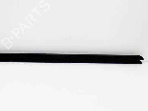 Door moulding trim BMW 5 (G30, F90) 530 e Plug-in Hybrid | BP16541054C150 
