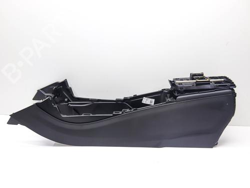 Console central MERCEDES-BENZ CLA Coupe (C117) CLA 250 (117.344) (211 hp) 29752379