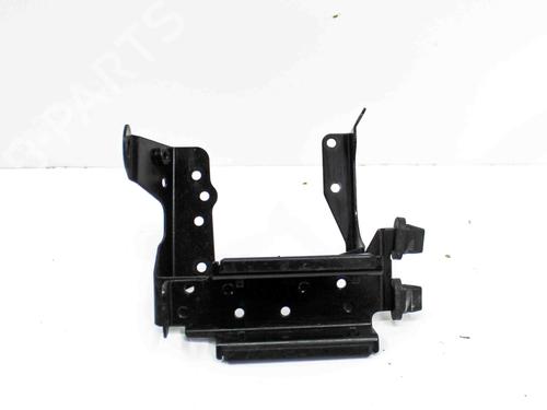 Używane Wspornik / Uchwyt MERCEDES-BENZ GLC (X253) 350 e 4-matic (253.954) (320 hp) 28821216