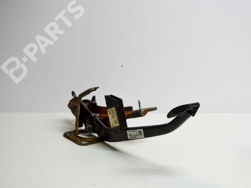 Used Pedal FORD KUGA II (DM2) 1.5 TDCi (120 hp) 6482695