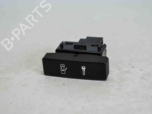 Used Switch VW TOUAREG (7LA, 7L6, 7L7) 2.5 R5 TDI (163 hp) 6491257