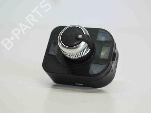 Used Switch AUDI Q7 (4LB) 3.0 TDI quattro (245 hp) 6501813