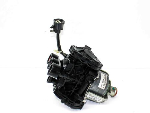 Used Vacuum pump TESLA MODEL S (5YJS) 85 (367 hp) 23021847