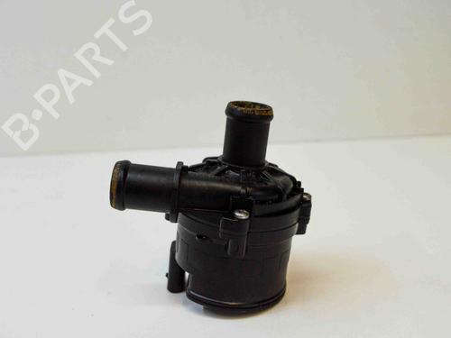 Ekstra vandpumpe VW GOLF VIII (CD1, DA1) 2.0 TSI (190 hp) 28820544