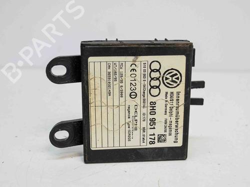 Używane Moduł elektroniczny AUDI A4 B7 Convertible (8HE) 2.0 TDI (140 hp) 6485841