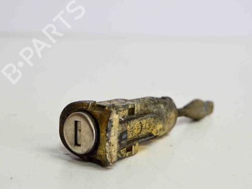 Used Front right lock VW JETTA IV (162, 163, AV3, AV2) 1.6 TDI (105 hp) 6483723