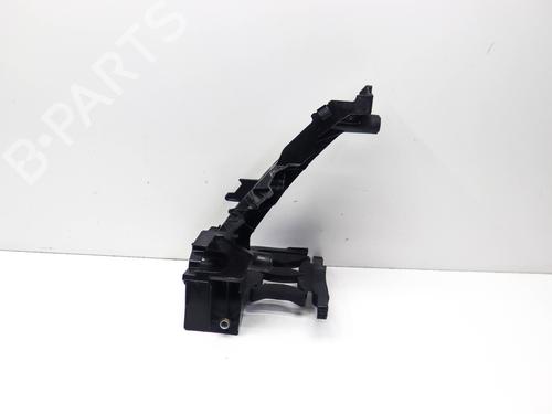 Used Left headlight support AUDI Q5 (8RB) 3.0 TFSI quattro (272 hp) 30129948