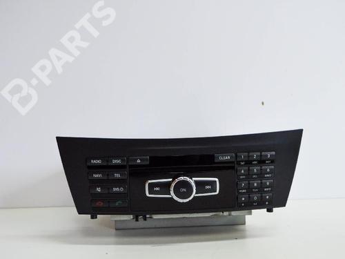 Radio MERCEDES-BENZ C-CLASS T-Model (S204) C 220 CDI (204.202) (163 hp) 7802397