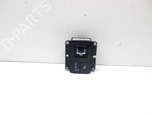 Used Gear lever LAND ROVER RANGE ROVER SPORT III (L461) P440e PHEV AWD (441 hp) 31047956