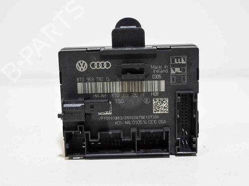 Used Electronic module AUDI A4 B8 (8K2) 2.0 TDI (143 hp) 6497026