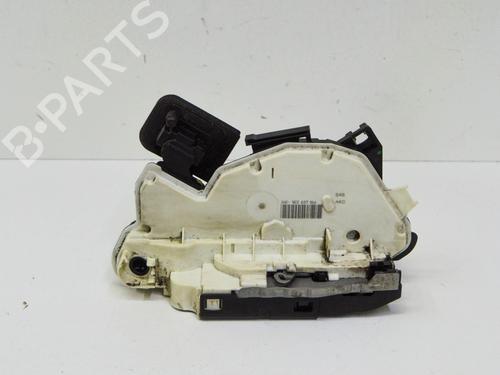Used Front right lock SKODA OCTAVIA III (5E3, NL3, NR3) 2.0 TDI (150 hp) 15205956