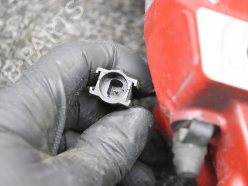 Right front brake caliper ALFA ROMEO STELVIO (949_) 2.0 Q4 (949.AXA2A) | BP38643227M104 - Image 9