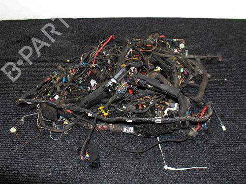 Używane Wiązka przewodów AUDI A4 B9 (8W2, 8WC) 2.0 TFSI quattro (249 hp) 18430298