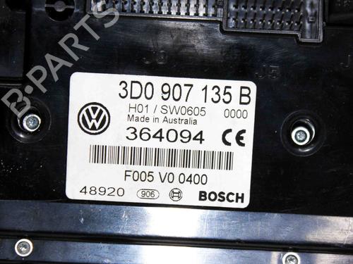 Interior roof light VW PHAETON (3D1, 3D2, 3D3, 3D4, 3D6, 3D7, 3D8, 3D9) 3.2 V6 | BP21087703I8