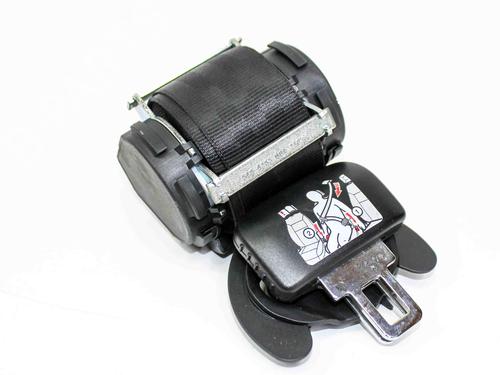 Used Rear left seatbelt VW TOURAN (1T1, 1T2) 1.9 TDI (105 hp) 17636948