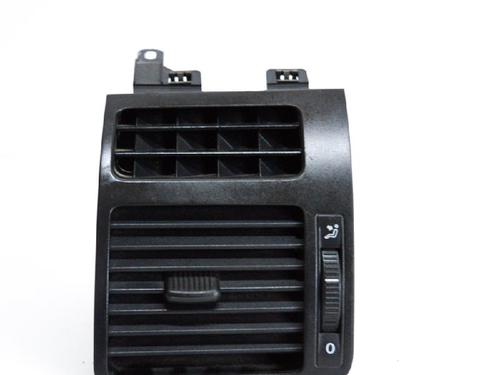 Used Air vent VW TOURAN (1T1, 1T2) 1.9 TDI (105 hp) 14686423