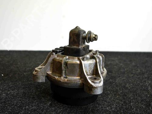 Used Engine mount BMW 5 (F10) 535 i xDrive (306 hp) 10620828