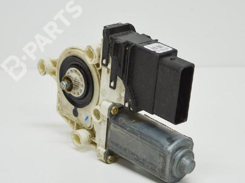 Portierruitmotor rechtsachter VW TOURAN (1T1, 1T2) 1.6 FSI (115 hp) 7913251